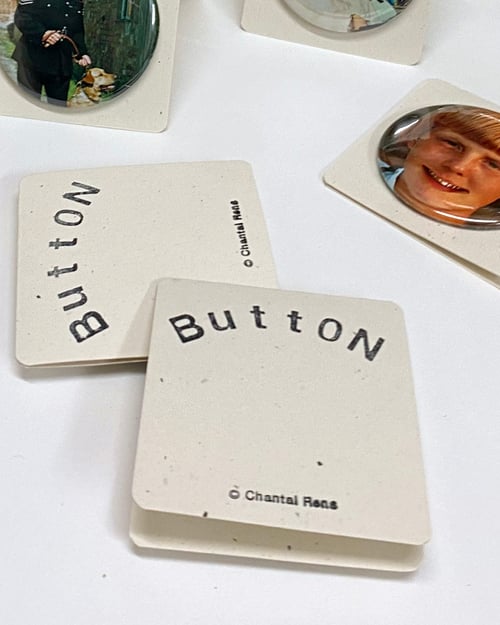 Image of button #29 (#16-#30)