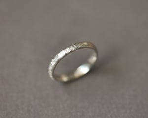 Image of 9ct White gold 3mm court horn texture ring