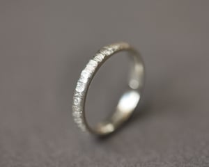 Image of 9ct White gold 3mm court horn texture ring