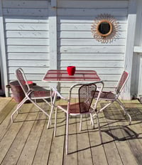 Image 2 of Salon. René Malaval rouge framboise