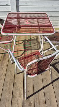 Image 5 of Salon. René Malaval rouge framboise