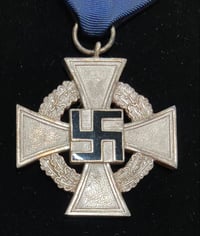 Image 1 of WW2 (Nazi Germany) Faithful Service Medal, 2nd Class - 25 Years of Service