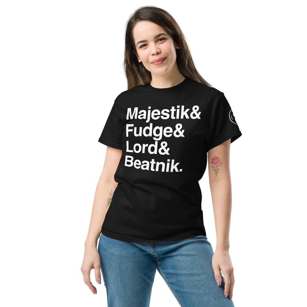 SUPERHERO LINE-UP TEE
