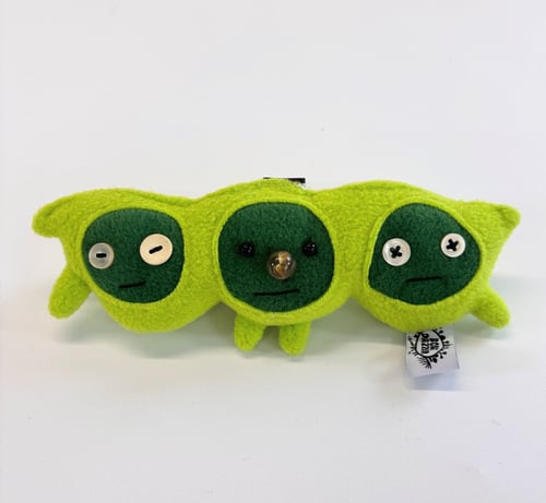 Image of Pauline, Paloma, Pepsi the peas 
