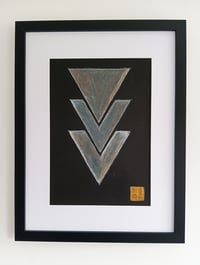 Image 2 of Interlocking Arrows