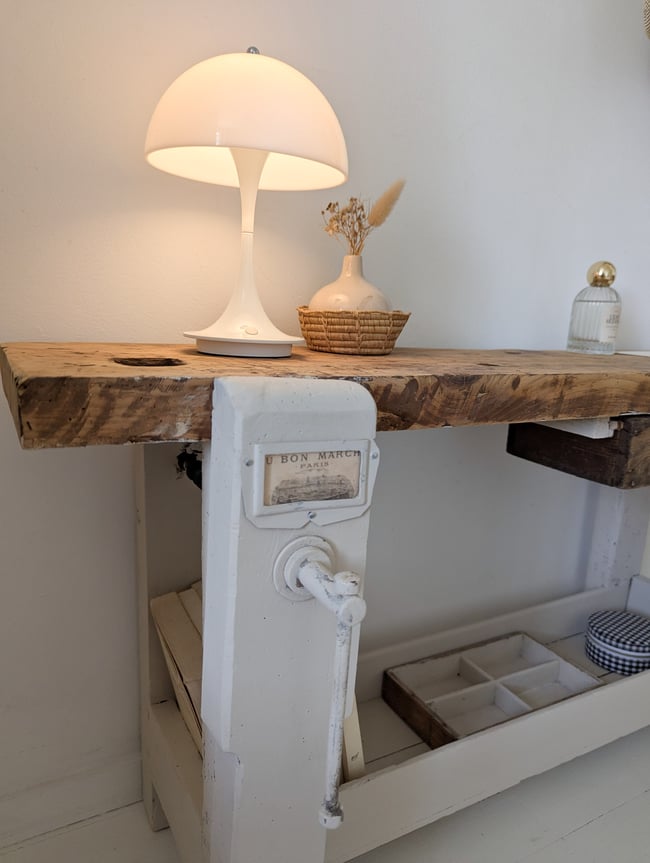 Établi taille enfant. 