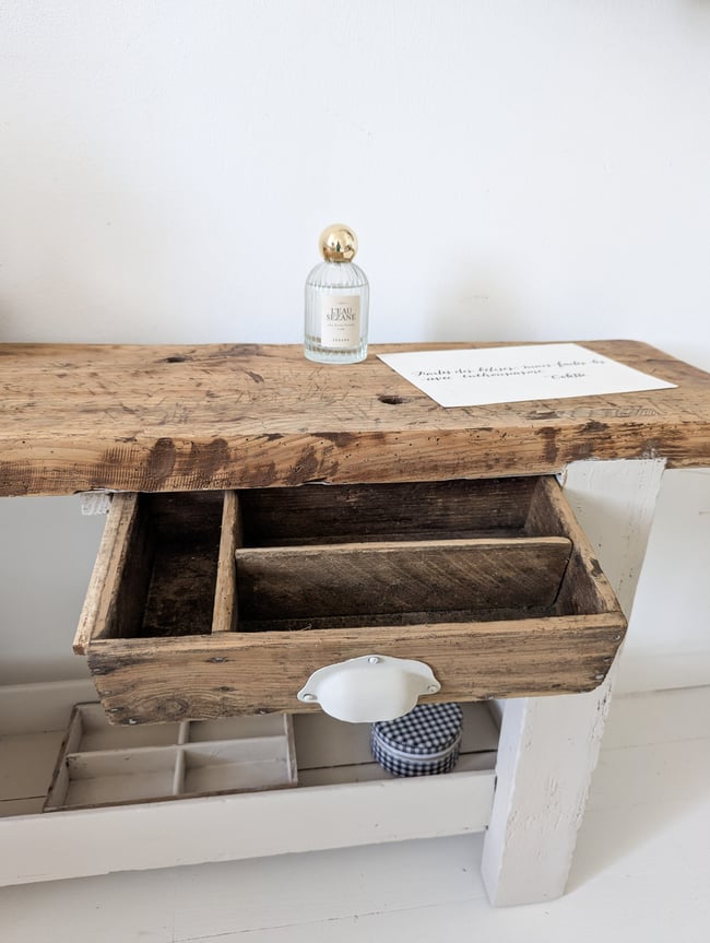 Établi taille enfant. 