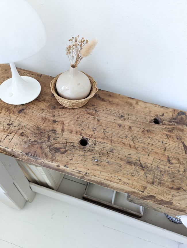 Établi taille enfant. 