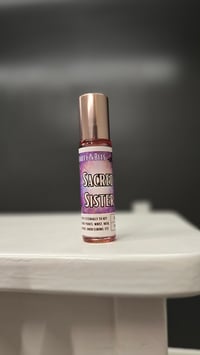 Image 2 of Sacred Sister – Aromatherapy Roller for Clarity & Feminine Healing