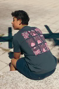 Image 3 of Camiseta “Jardín”