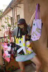 Image 5 of BIG GIRL'S BAG - lilac or black 