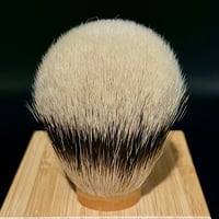 Oumo SHD Silk HMW – Super High Density Silvertip 3 band Badger Knot