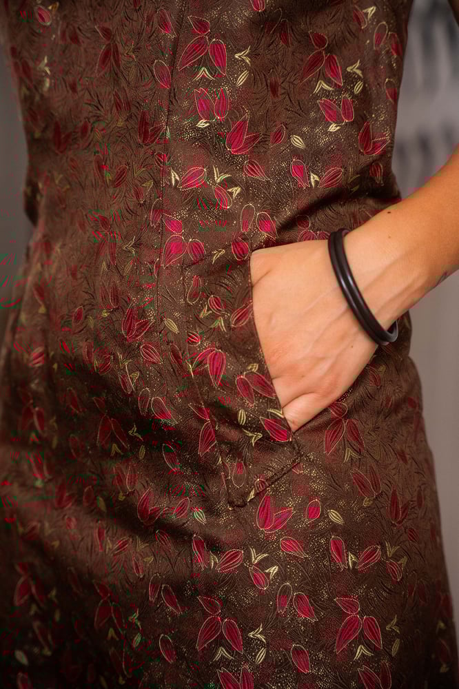 Image of Abito Brown