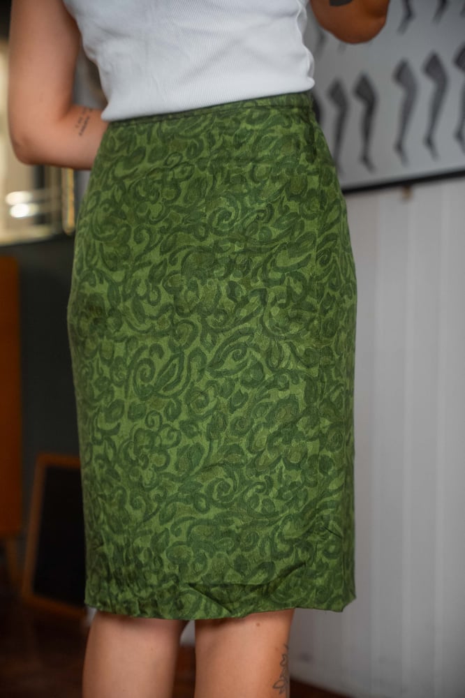 Image of Gonna verde Diorama