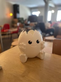 Image 2 of 🥚🌱 Crack Into Cuteness with Our Adorable Egg Planter! 🌱🥚