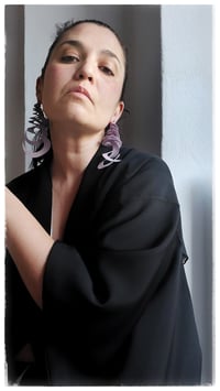 Image 7 of Orecchini artigianali in pelle CURLS  - Lilla