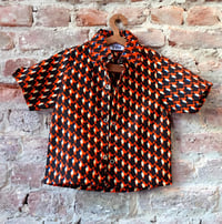 Image 6 of CHEMISE droite ou cintrée