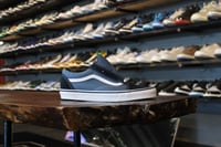 Image 1 of VANS OLD SKOOL "NAVY"