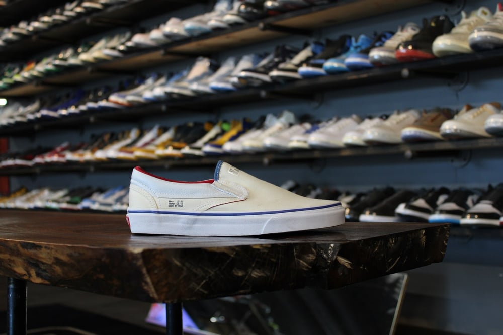 VANS CLASSIC SLIP-ON "INSIDE OUT"