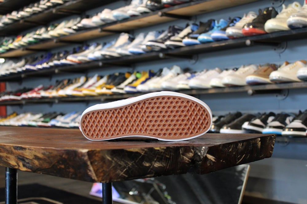 VANS CLASSIC SLIP-ON "INSIDE OUT"