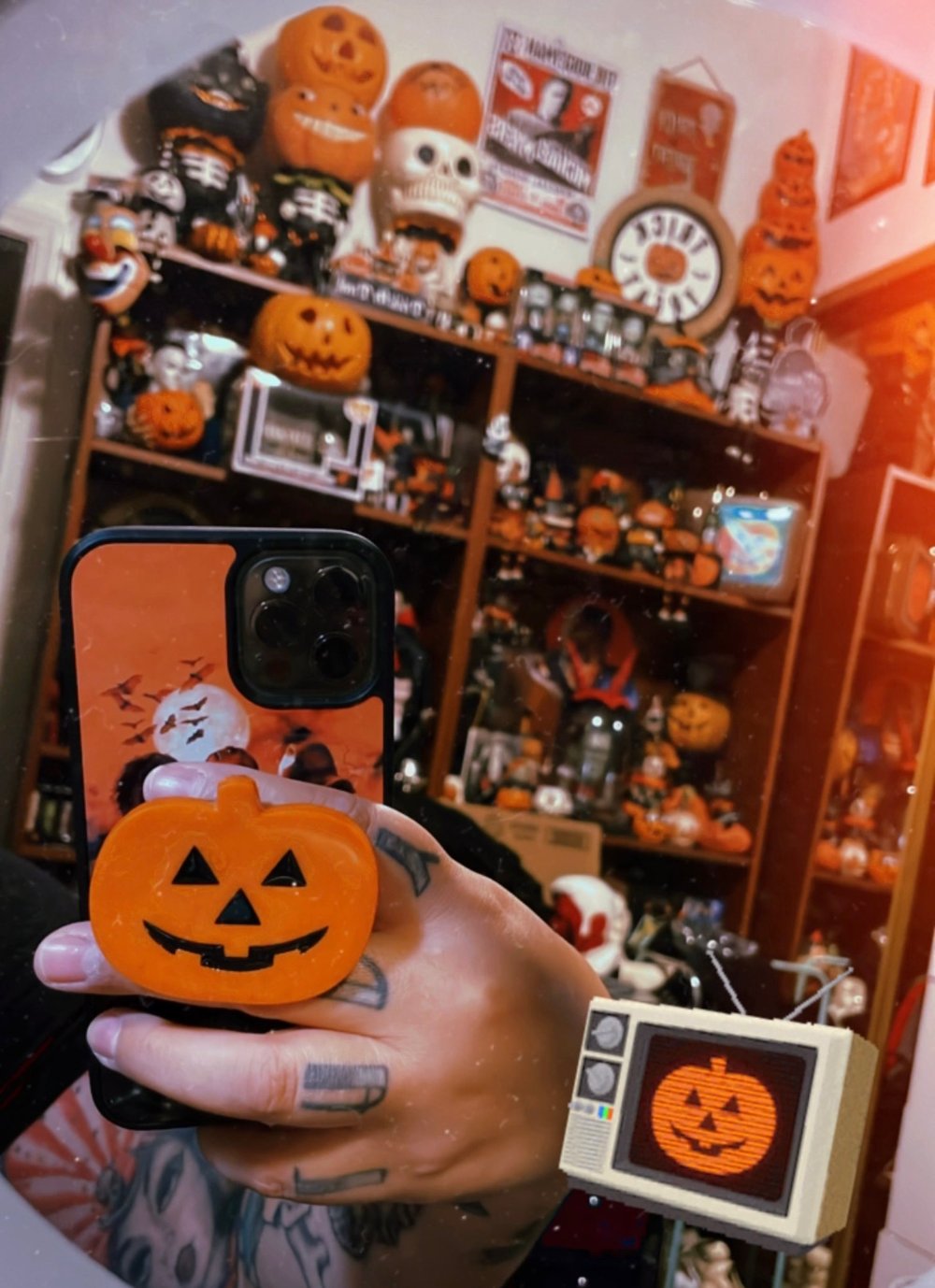 Halloween 3 Magic Pumpkin Phone Grip
