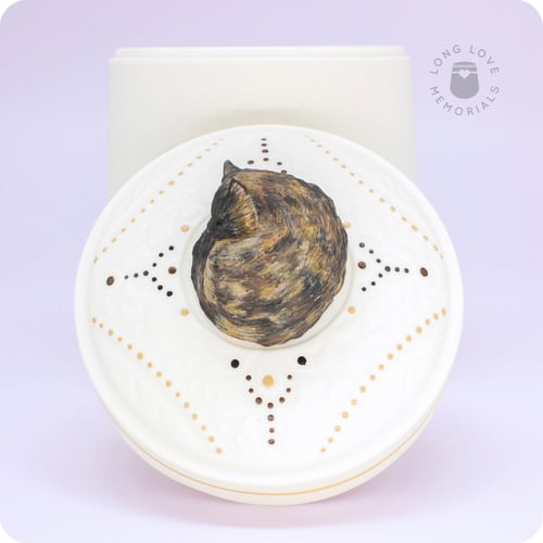 Image of Tortoiseshell Cat Urn, Custom Urn for Your Tortie Cat