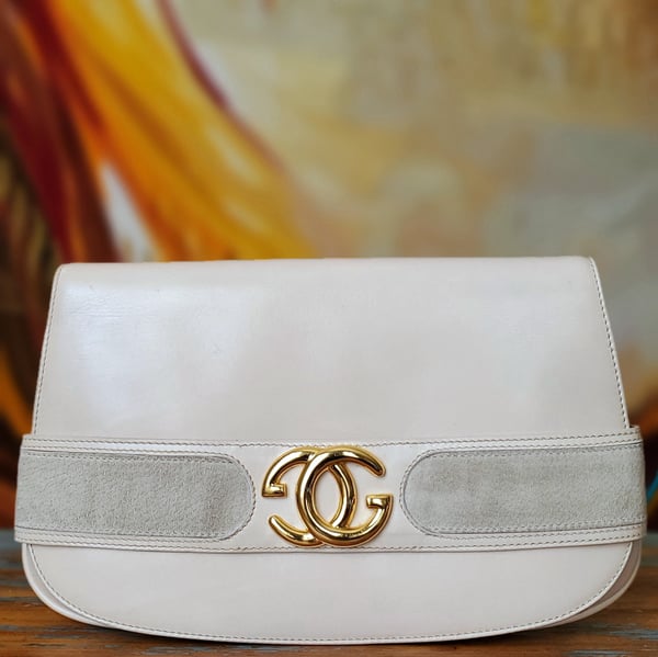Image of Vtg Gucci Bone White Clutch 