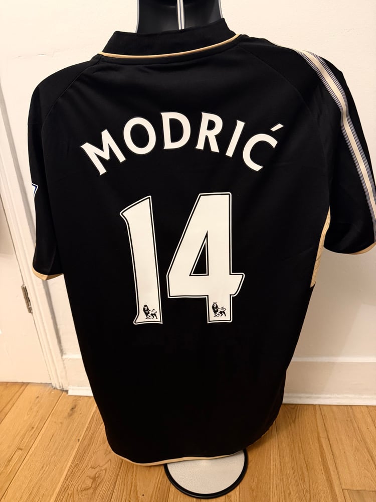 Image of Tottenham Hotspur “MODRIĆ 14” 2008/09 Third Shirt + PL patches   (XL)