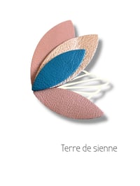 Image 10 of Broche Tilda  - 13 Coloris 