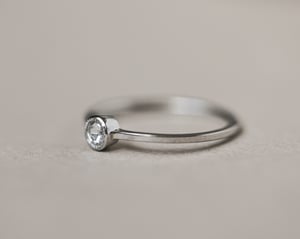 Image of Platinum 3mm rose-cut diamond ring with ‘Milled edge’ setting (LON254)