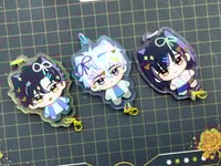 Image 2 of Link Click Linking Keychain