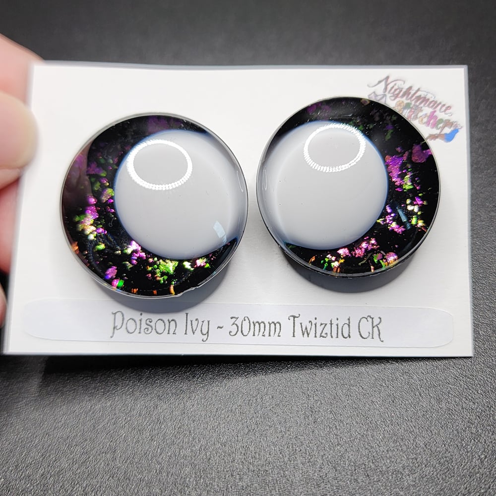 Poison Ivy - Ready to Ship Sinker Eyes - July Drop
