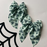 Mint Heart Webs Bow