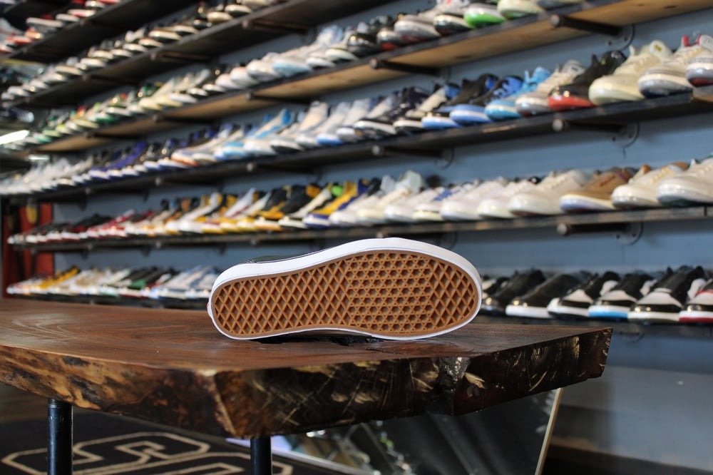VANS OLD SKOOL "SCARAB/WHITE"
