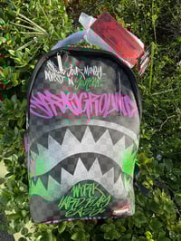Graffiti purple sprayground 