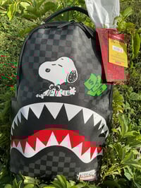 Snoopy leaf