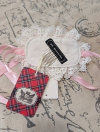 Image 3 of Dewdrop Rose Canotier