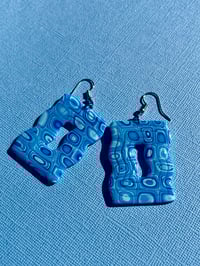 Image 4 of 70s Blue Ripple Waves