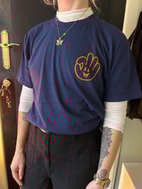 Image 2 of T-shirt orange on navy