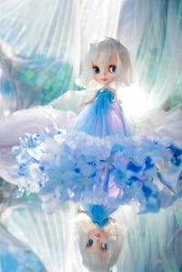 Image 2 of Sueño Azul – Limited Edition Handmade Dress for Blythe Dolls