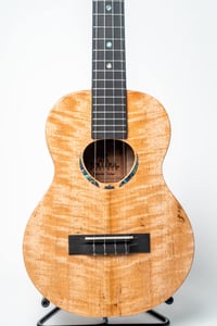 Image 2 of KoAloha KTM-00SI Special Issue Curly Mango Rosette Tenor
