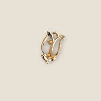 Image 1 of Pin’s Isabelle 