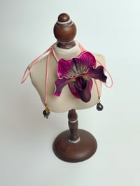 venus slipper orchid choker