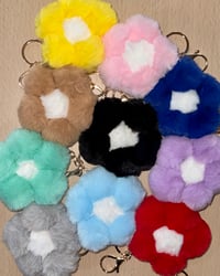 Image 11 of Deluxe Plush Bestie Charm