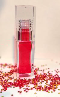 Image 2 of Showstopper