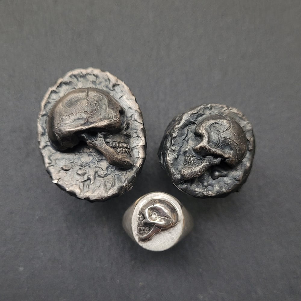 Image of Cameo Signet Ring