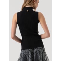 Image 3 of JERSEY PUNTO SIN MANGAS 