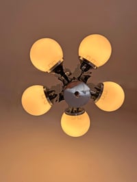 Image 4 of //VENDIDA//  LÁMPARA VINTAGE CROMADA CON 5 GLOBOS, AÑOS 70