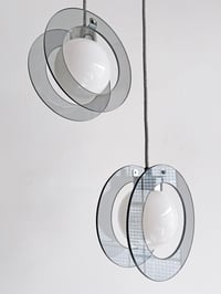 Image 6 of //VENDIDAS//  LÁMPARAS VINTAGE CON AROS DE VIDRIO, AÑOS 70