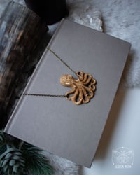 Image 3 of Lure of the Deep Necklace